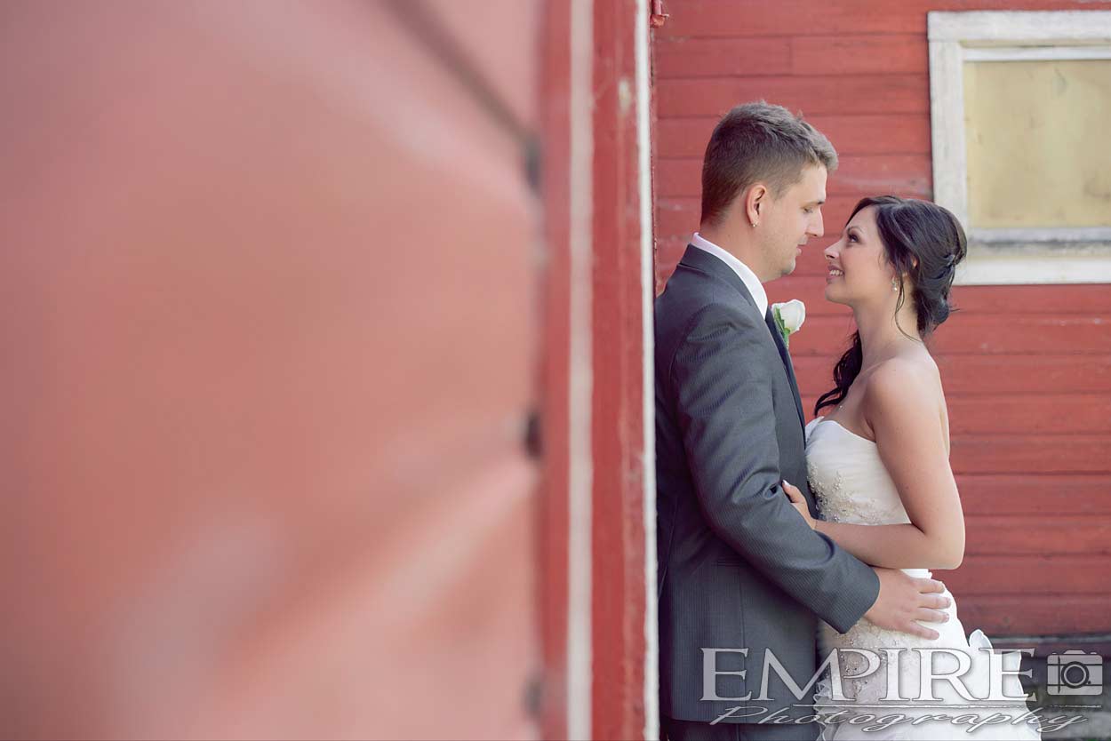 Empire Photography - Winnipeg wedding photographer